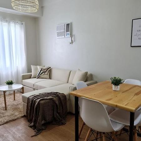 Lovely 2- Br Condo Cagayán de Oro Exterior foto